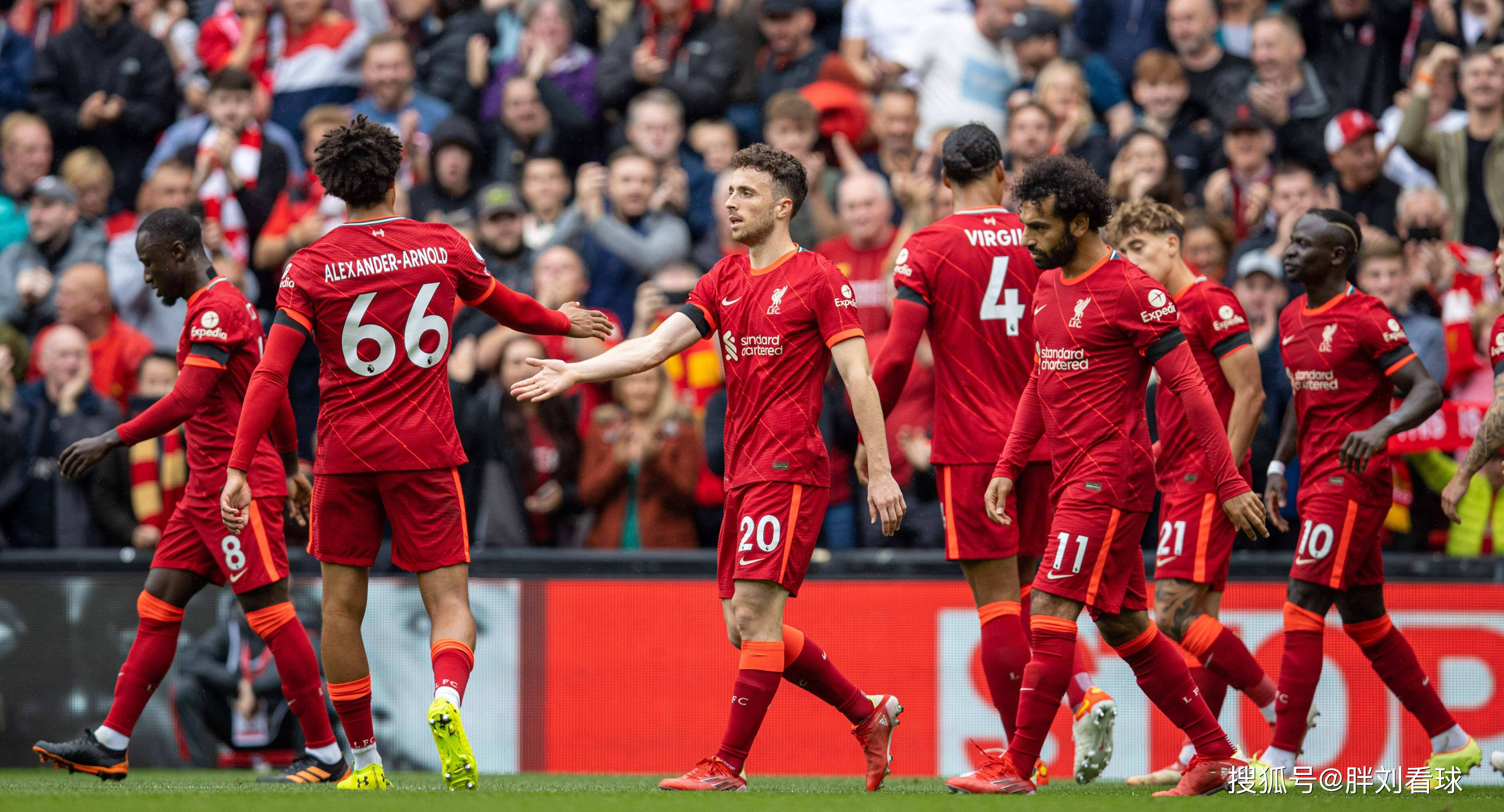 包含本菲卡内部会议纪要流出——集结日更衣室发声；CBA常规赛使命明确；更衣室氛围转暖的词条