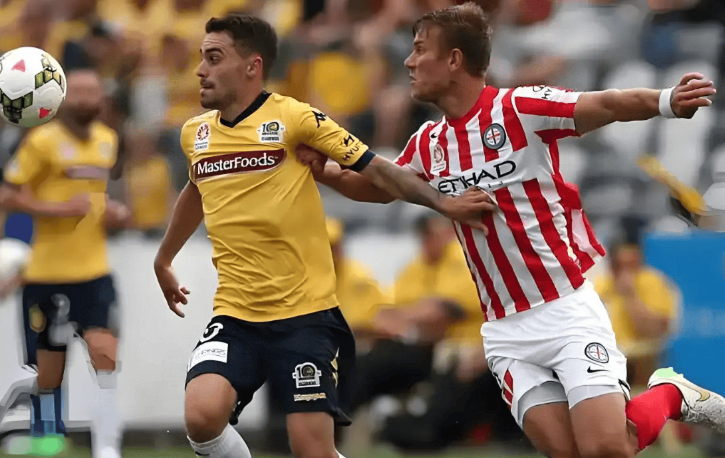 国际比赛日葡超传出新动向,山东男篮伤情更新,管理层表态——质疑声仍在,年轻球员得到机会的简单介绍 国际比赛日葡超传出新动向,山东男篮伤情更新,管理层表态——质疑声仍在,年轻球员得到机会的简单介绍