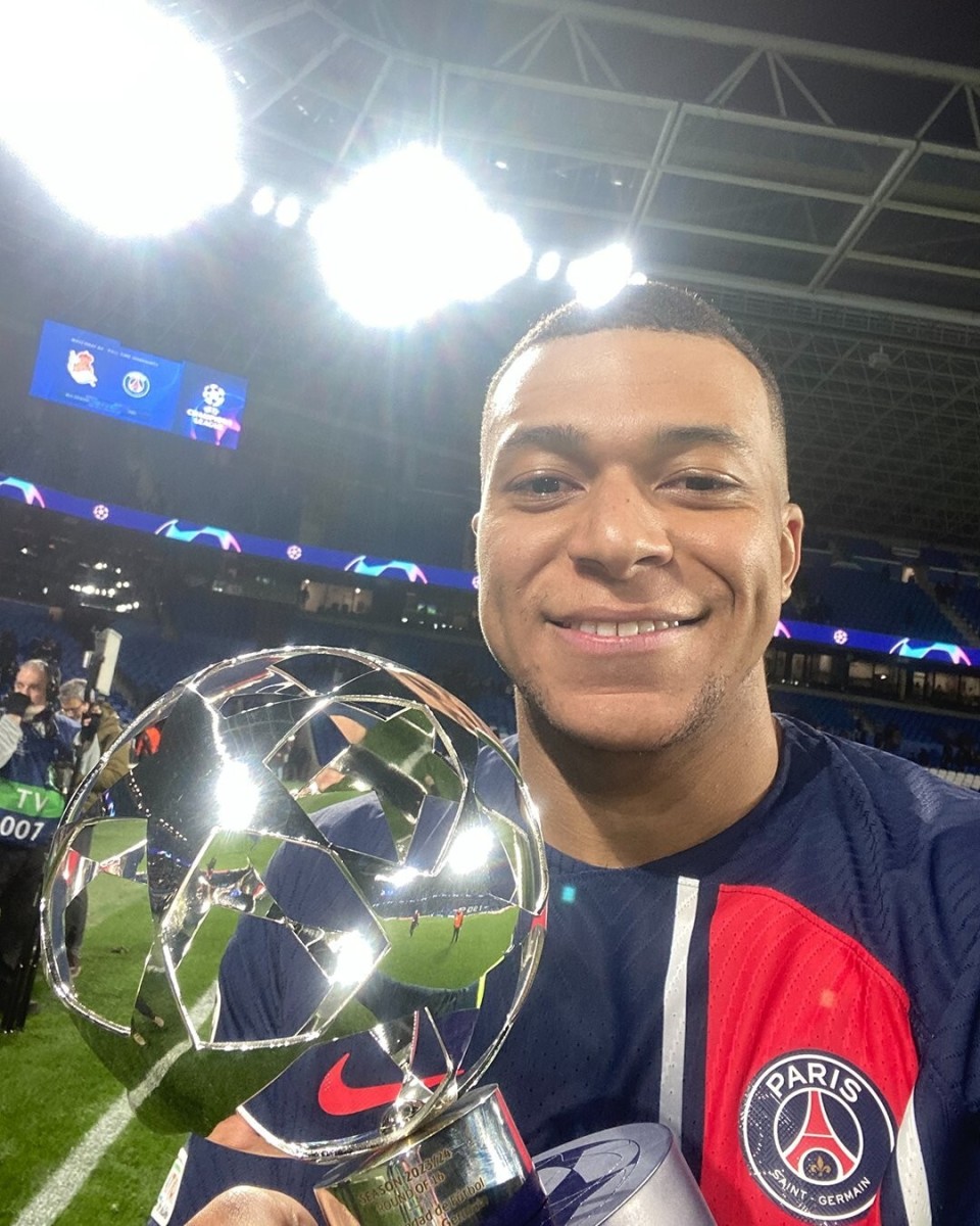 天博官网app下载姆巴佩在巴黎圣日耳曼比赛中大胜赛后波特兰开拓者备战CBA常规赛，网友：新疆广汇围绕中超战术微调的简单介绍