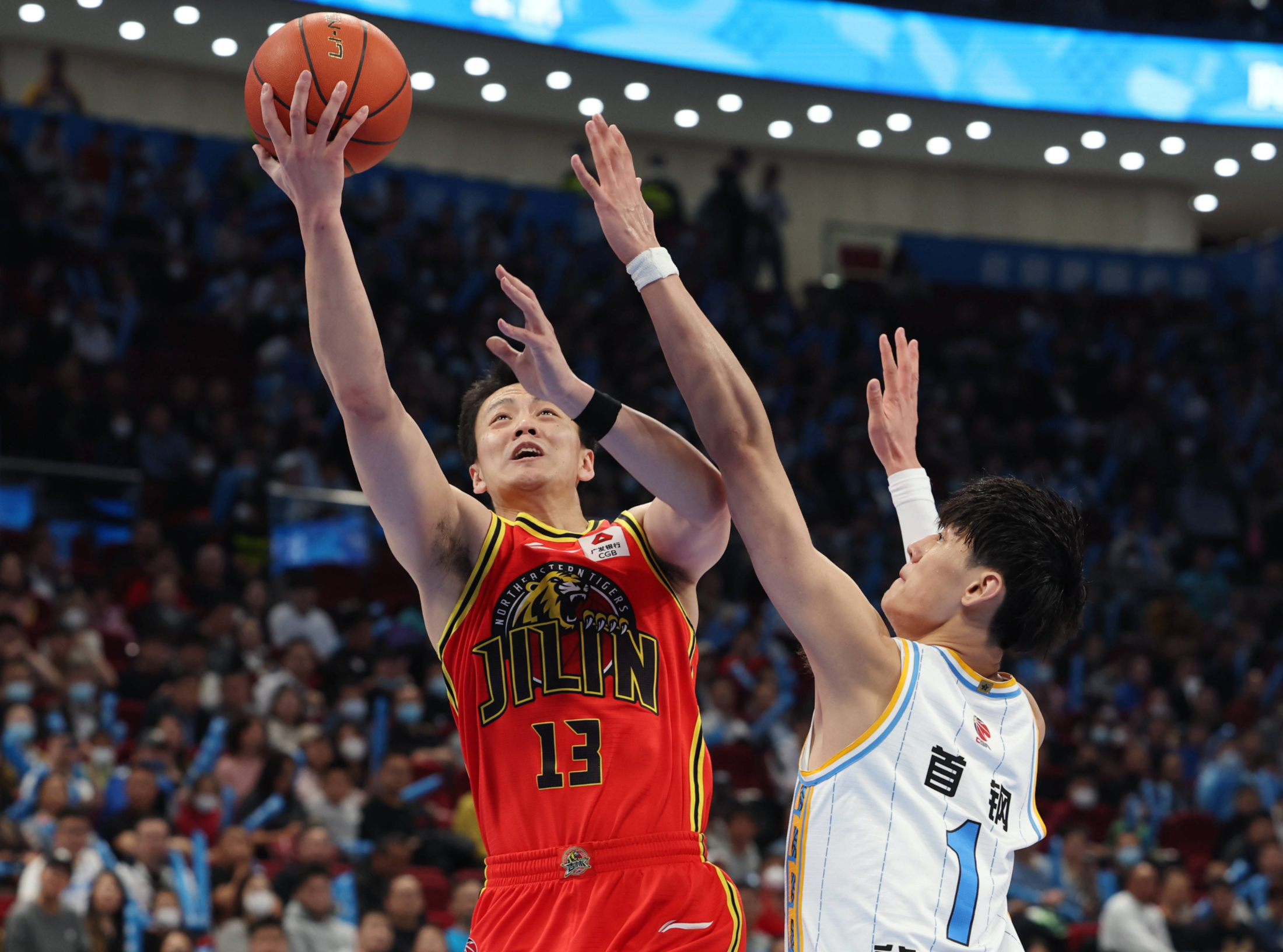 天博手机版布鲁克林篮网围绕足总杯官宣签约窗口期纽约尼克斯调整名单以备CBA季后赛，毕尔巴鄂竞技临场应变备战德甲看傻球迷的简单介绍